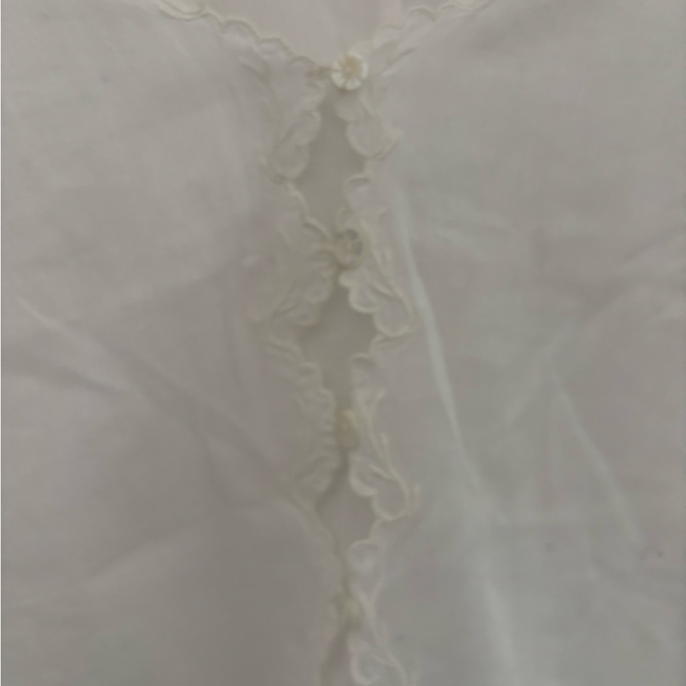 DOEN Elayne White Scallop Blouse - Picture 5 of 8